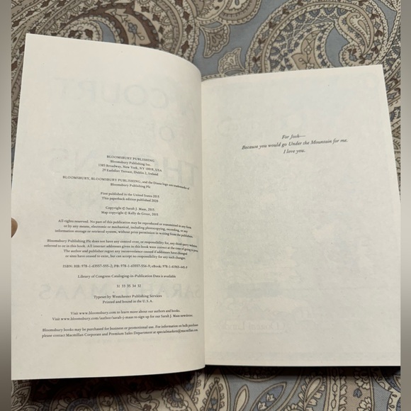 Sarah J. Maas A Court of Thorns and Roses ACOTAR Book 1 - Picture 6 of 6